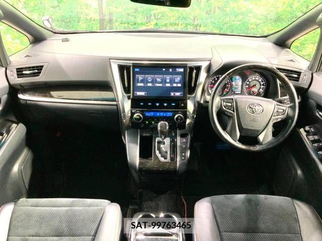 Toyota ALPHARD 2017-06 223809-1