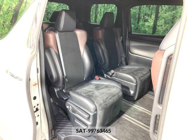 Toyota ALPHARD 2017-06 223809-8