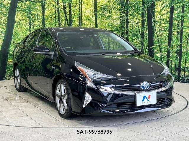 Toyota PRIUS 2015-12 330644-16