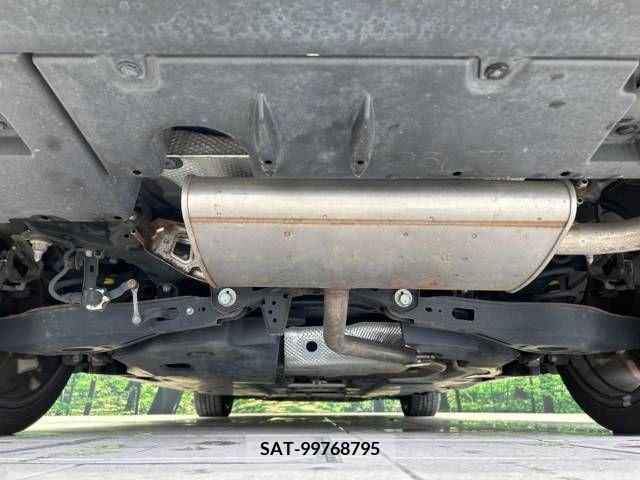Toyota PRIUS 2015-12 330644-19