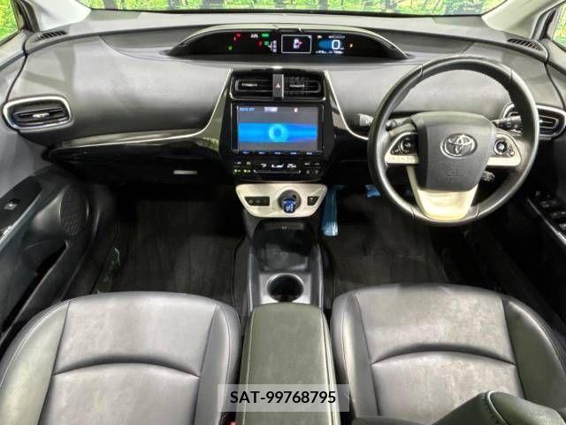 Toyota PRIUS 2015-12 330644-1