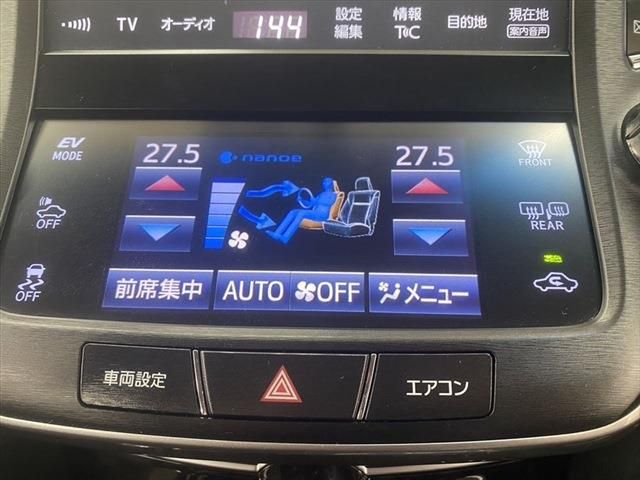 Toyota CROWN SEDAN 2015-10 182017-26