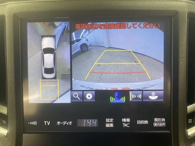 Toyota CROWN SEDAN 2015-10 182017-28