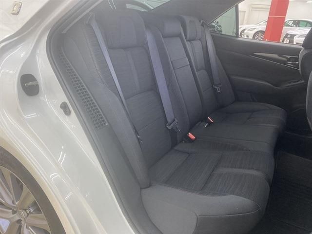 Toyota CROWN SEDAN 2015-10 182017-20