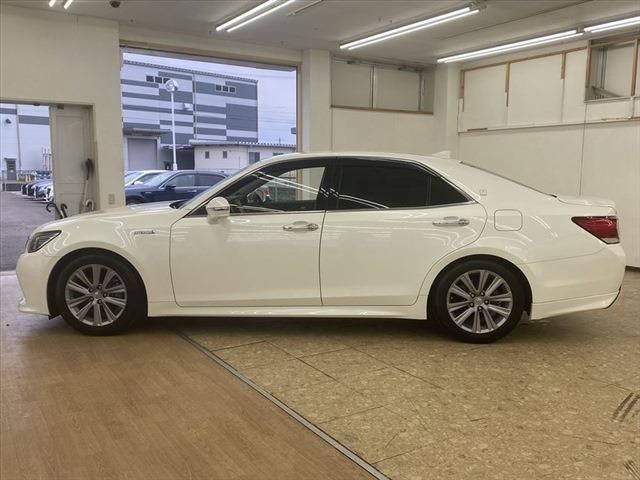 Toyota CROWN SEDAN 2015-10 182017-7
