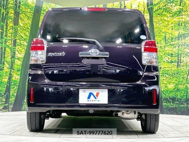 Toyota SPADE 2018-04 379209-15