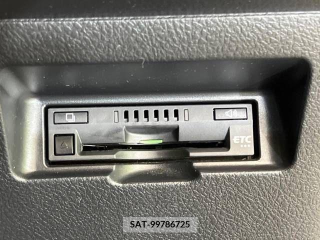 Toyota VITZ 2018-02 252374-5