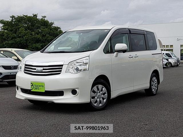 Toyota NOAH 2012-03 321332-0
