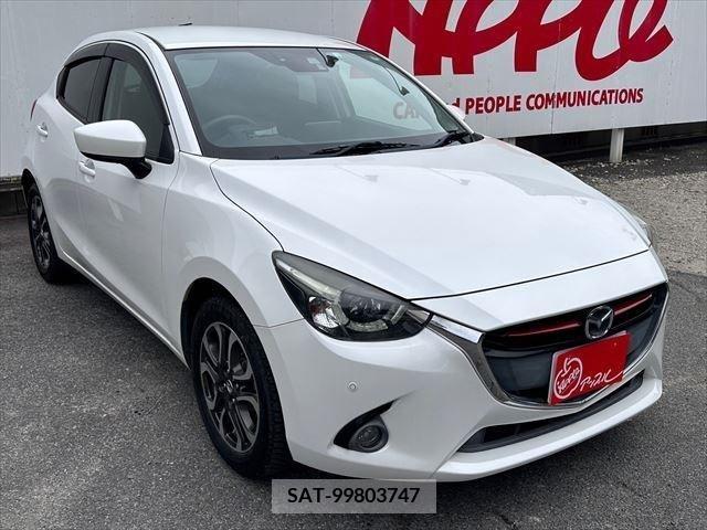 Mazda DEMIO 2015-04 267681-2