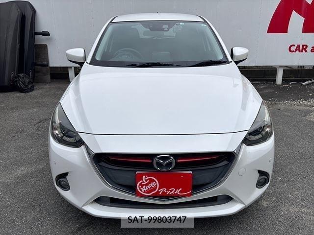 Mazda DEMIO 2015-04 267681-1