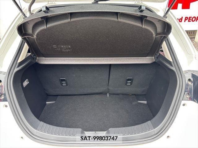 Mazda DEMIO 2015-04 267681-24
