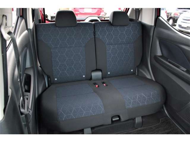 Mitsubishi EK X 2019-04 18099-10
