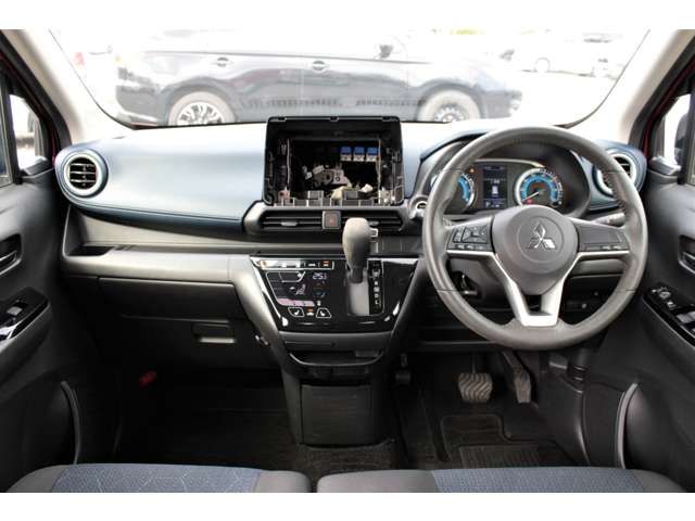 Mitsubishi EK X 2019-04 18099-3