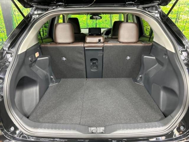 Toyota YARIS CROSS 2021-12 16721-10