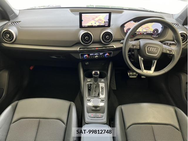 Audi Q2 2022-06 318007-6