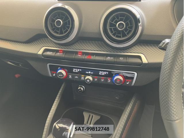 Audi Q2 2022-06 318007-10
