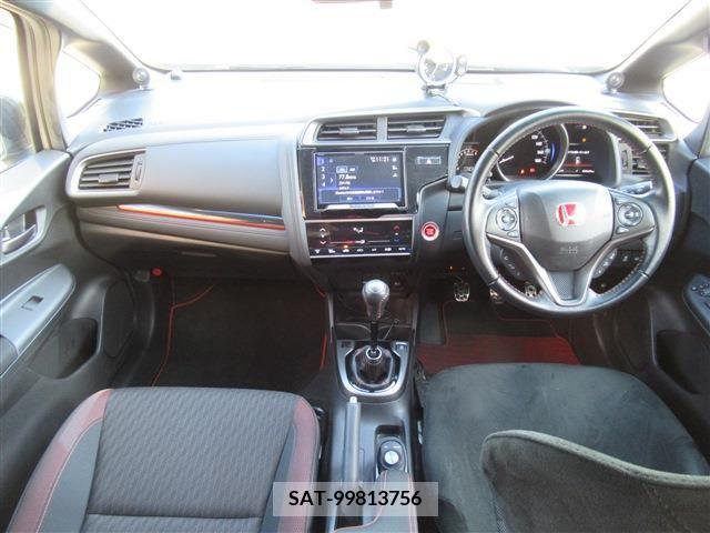 Honda FIT 2017-08 213208-4