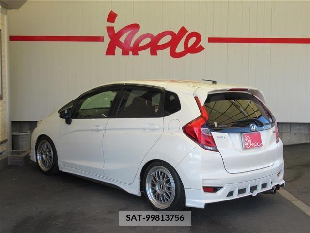 Honda FIT 2017-08 213208-1