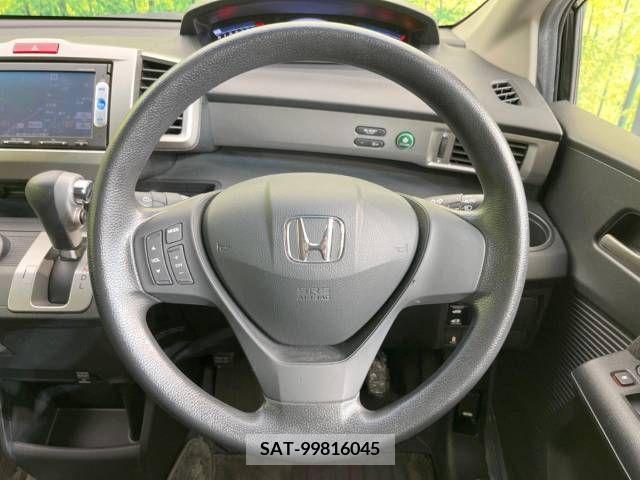 Honda FREED 2013-10 382311-8