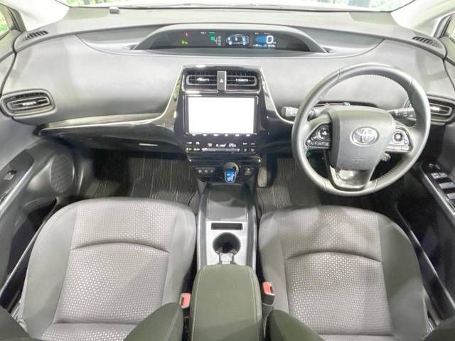 Toyota PRIUS 2020-01 10633-1