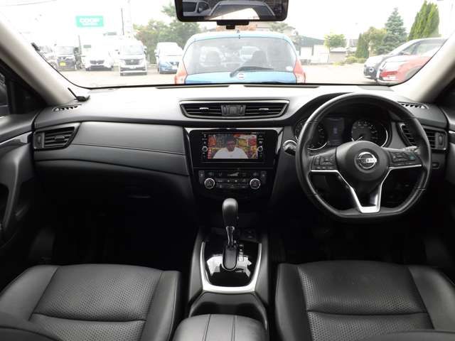 Nissan X-TRAIL 2018-09 18285-3
