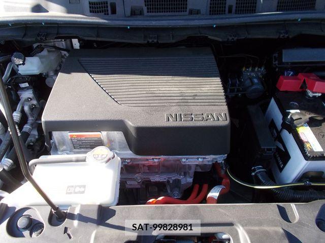 Nissan LEAF 2019-12 352892-27