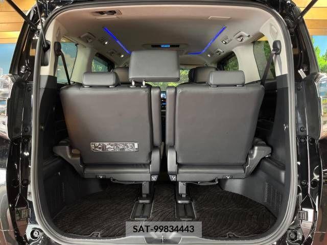 Toyota VELLFIRE 2018-05 333032-11