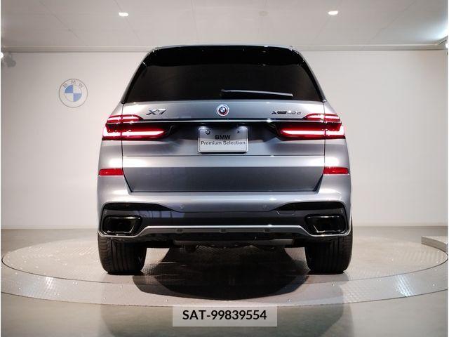 Bmw X7 2023-07 318210-3