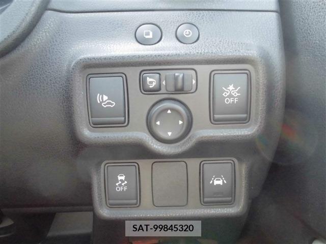 Nissan NOTE 2017-11 208180-18