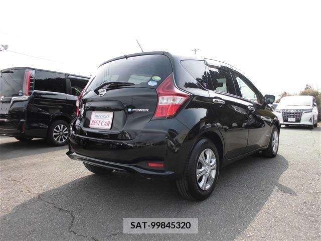 Nissan NOTE 2017-11 208180-3