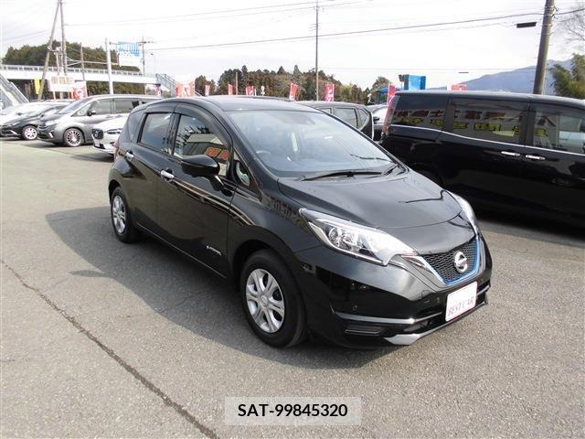 Nissan NOTE 2017-11 208180-1