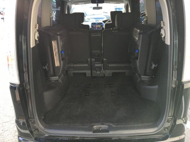 Nissan SERENA 2013-01 184690-18