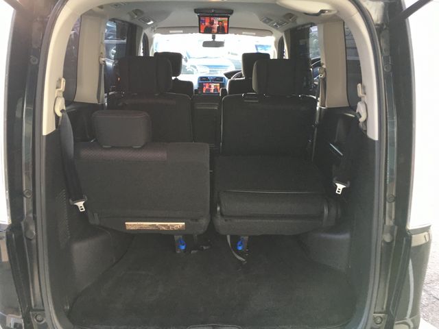 Nissan SERENA 2013-01 184690-15