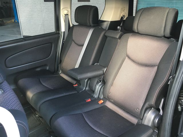 Nissan SERENA 2013-01 184690-12