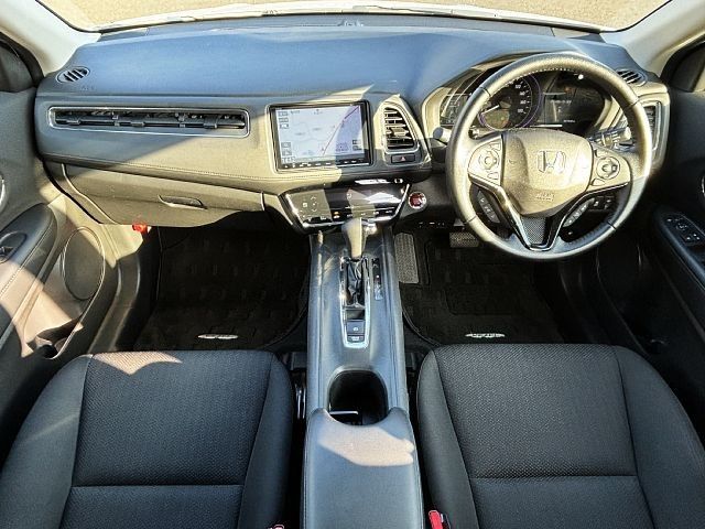 Honda VEZEL 2017-02 13265-1