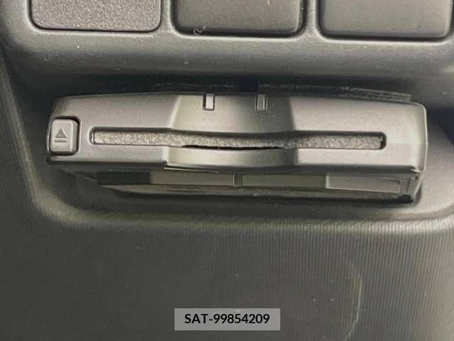 Toyota AQUA 2012-02 347888-4