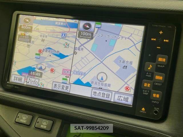 Toyota AQUA 2012-02 347888-2