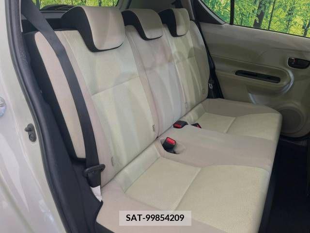 Toyota AQUA 2012-02 347888-9