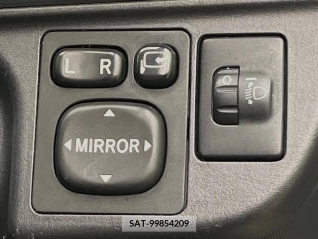 Toyota AQUA 2012-02 347888-7