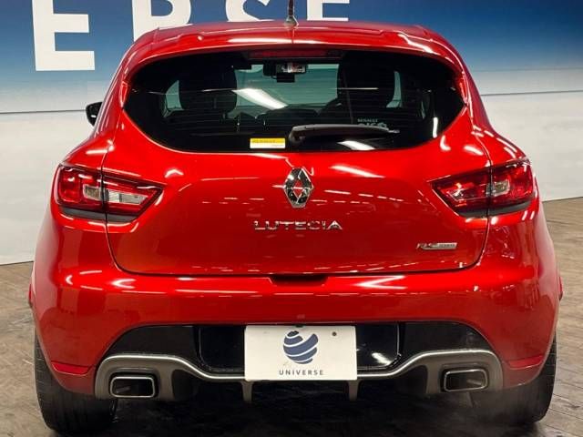 Renault LUTECIA 2015-11 185226-16
