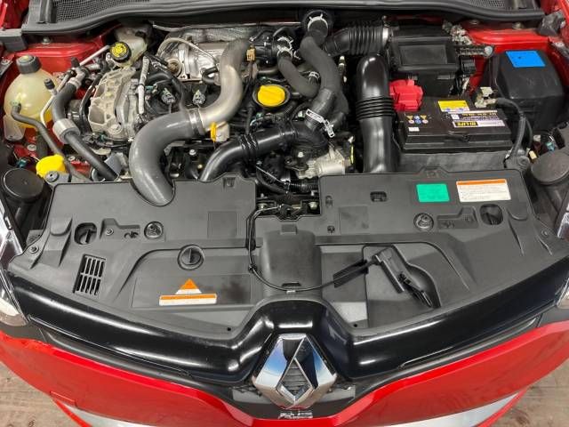 Renault LUTECIA 2015-11 185226-19
