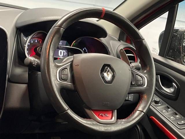 Renault LUTECIA 2015-11 185226-11