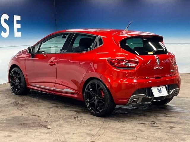 Renault LUTECIA 2015-11 185226-18