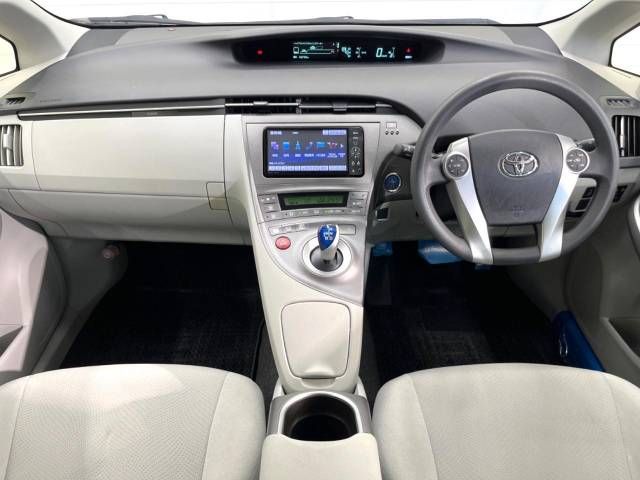 Toyota PRIUS 2012-03 25108-1