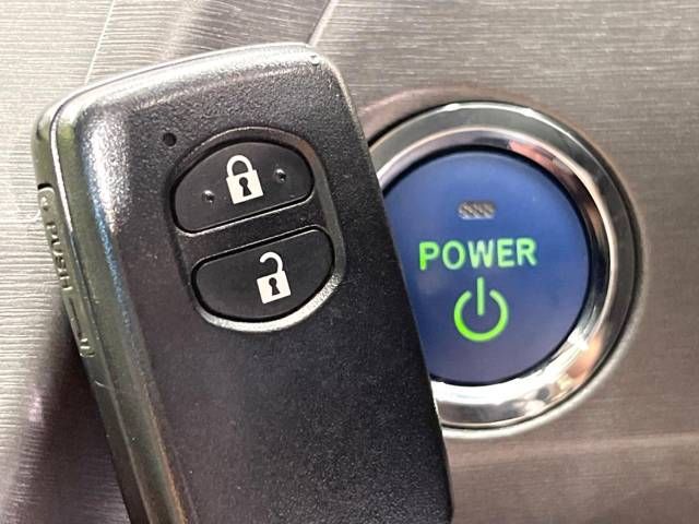 Toyota PRIUS 2012-03 25108-6