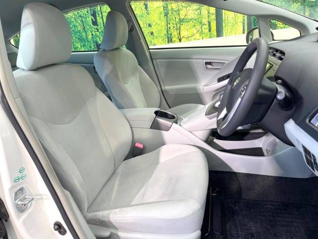 Toyota PRIUS 2012-03 25108-9