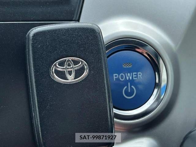 Toyota PRIUS ALPHA 2013-04 366751-4