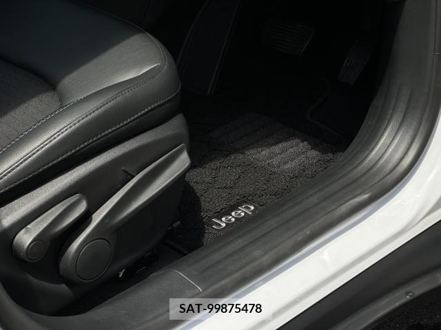 Jeep COMPASS 2023-10 332841-23