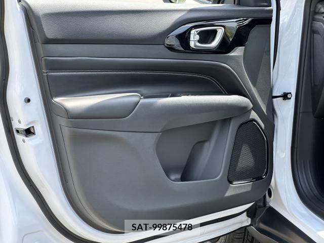 Jeep COMPASS 2023-10 332841-26