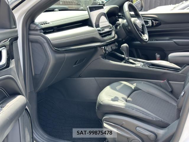 Jeep COMPASS 2023-10 332841-28
